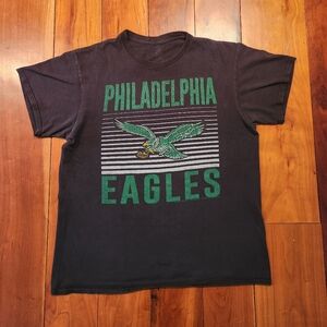 Vintage Philadelphia Eagles T-Shirt w/   old school logo